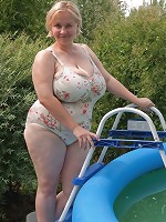 Hot MILF