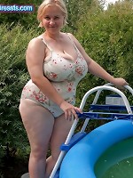Hot MILF