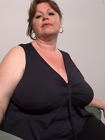 Hot MILF