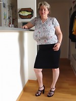 Hot MILF